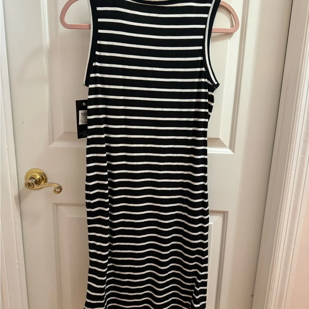 HART & CO. 100% Cotton Dress. Black and white stripe. Athletic /Leisure … - Picture 1 of 7